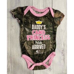 Mossy Oak Baby Girl Camo Camouflage Onesie Bodysuit Outfit, Size 0-3 months
